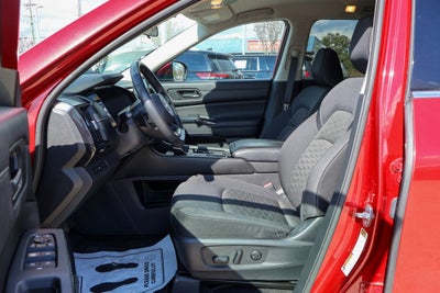 2023 Nissan Pathfinder SV