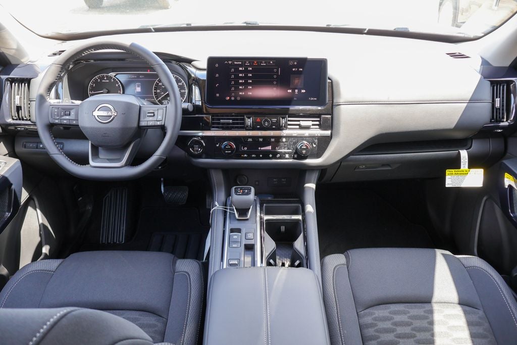 2026 Nissan Pathfinder SV