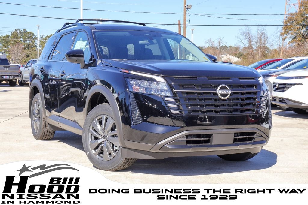 2026 Nissan Pathfinder SV