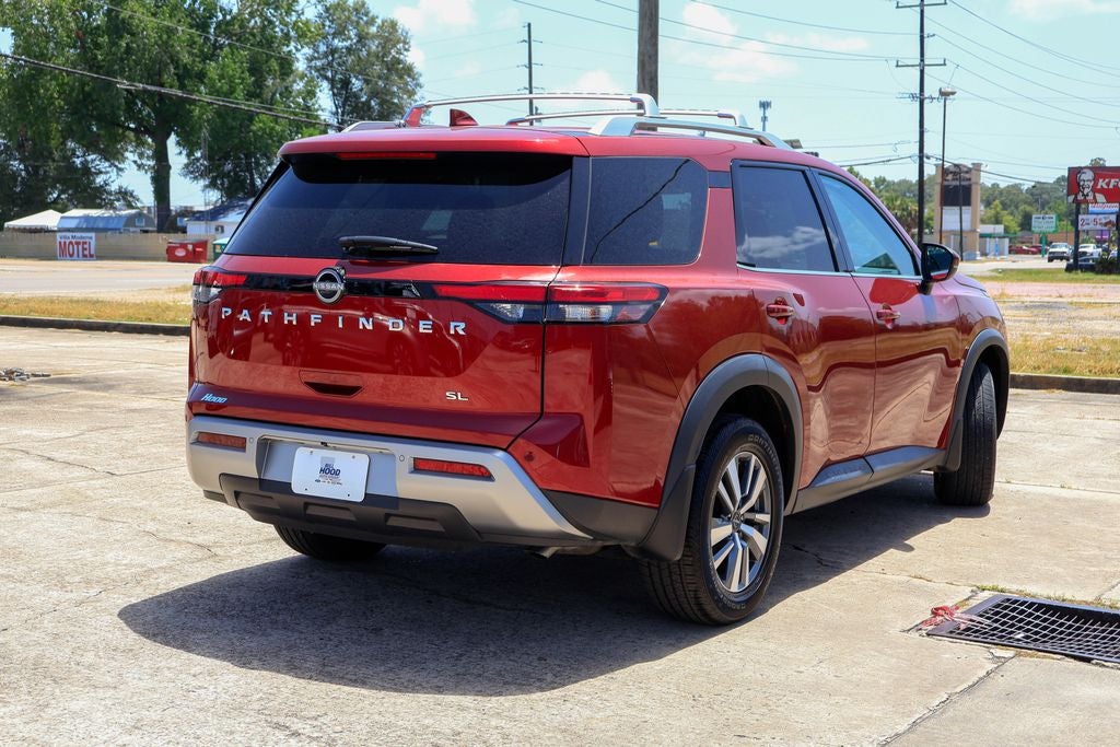 2023 Nissan Pathfinder SL