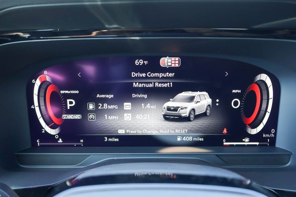 2026 Nissan Pathfinder SL