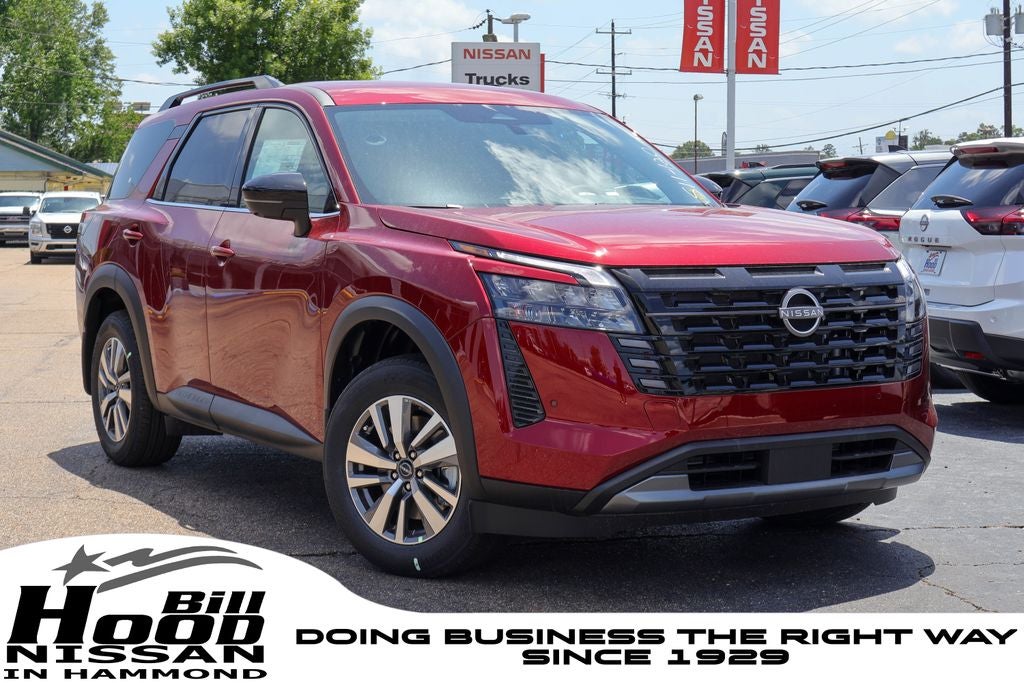 2026 Nissan Pathfinder SL