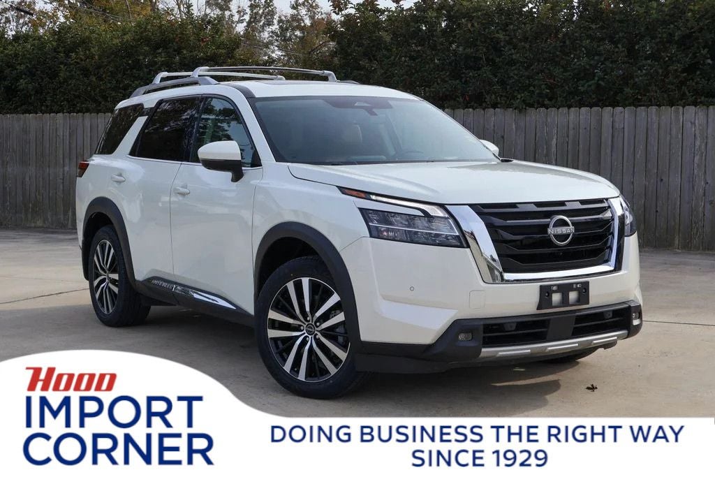 2023 Nissan Pathfinder Platinum