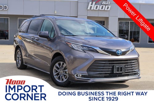 2022 Toyota Sienna XLE