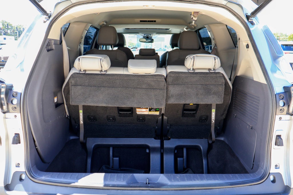 2021 Toyota Sienna XLE 8 Passenger