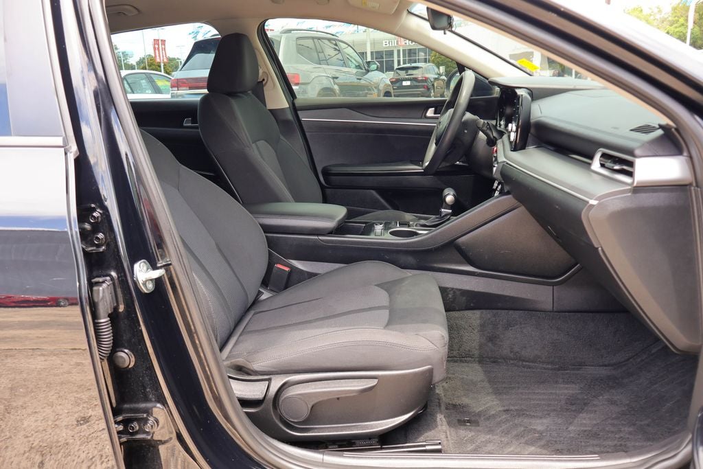 2022 Kia K5 LXS