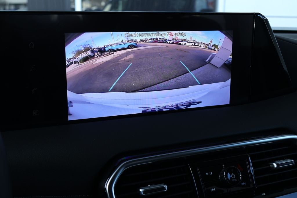 2026 Nissan Armada SV