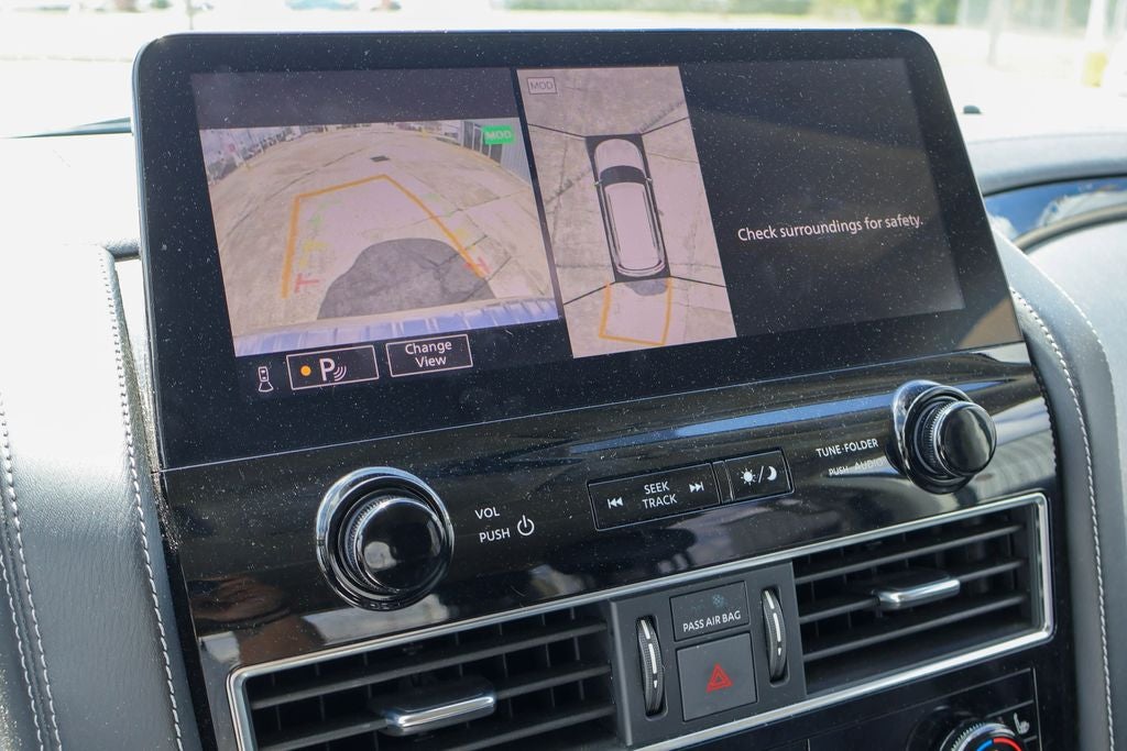 2024 INFINITI QX80 LUXE