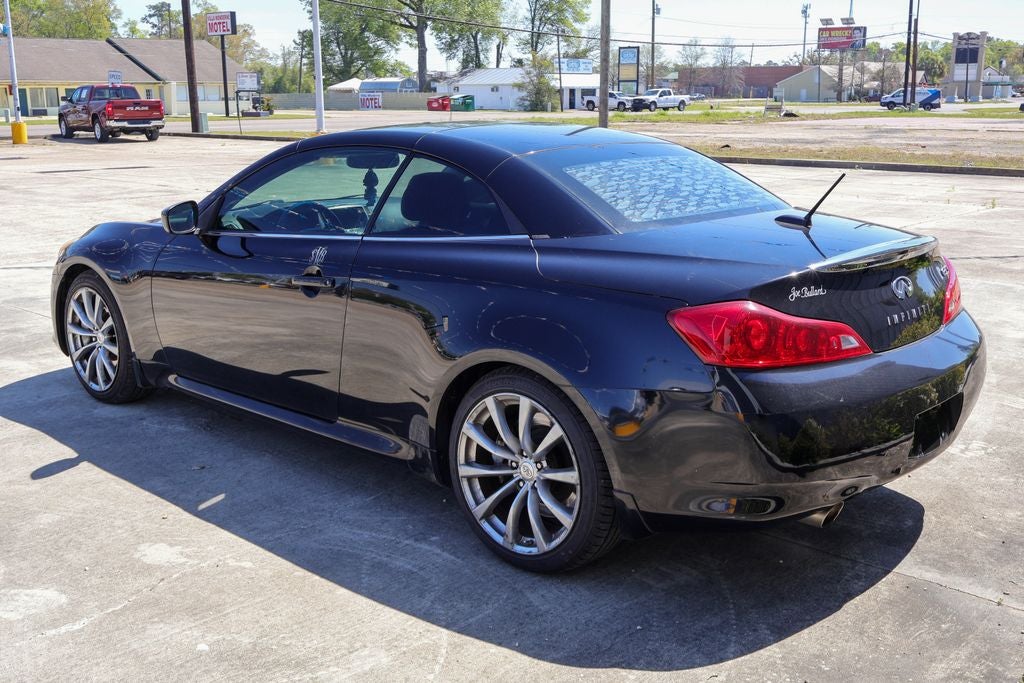 2009 INFINITI G37 Base