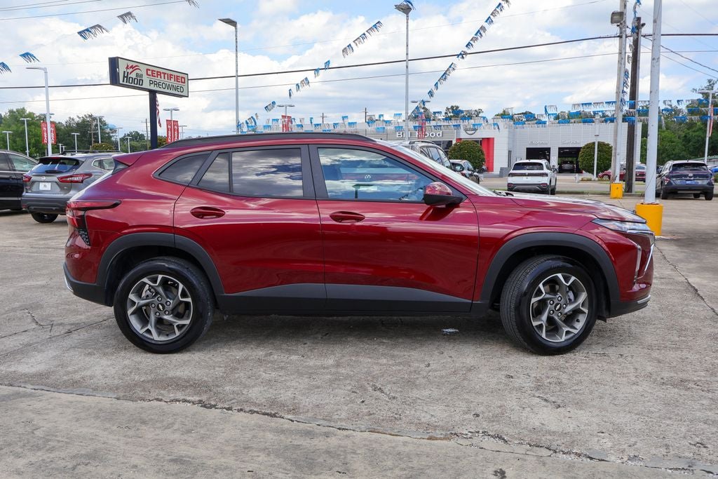 2025 Chevrolet Trax LT