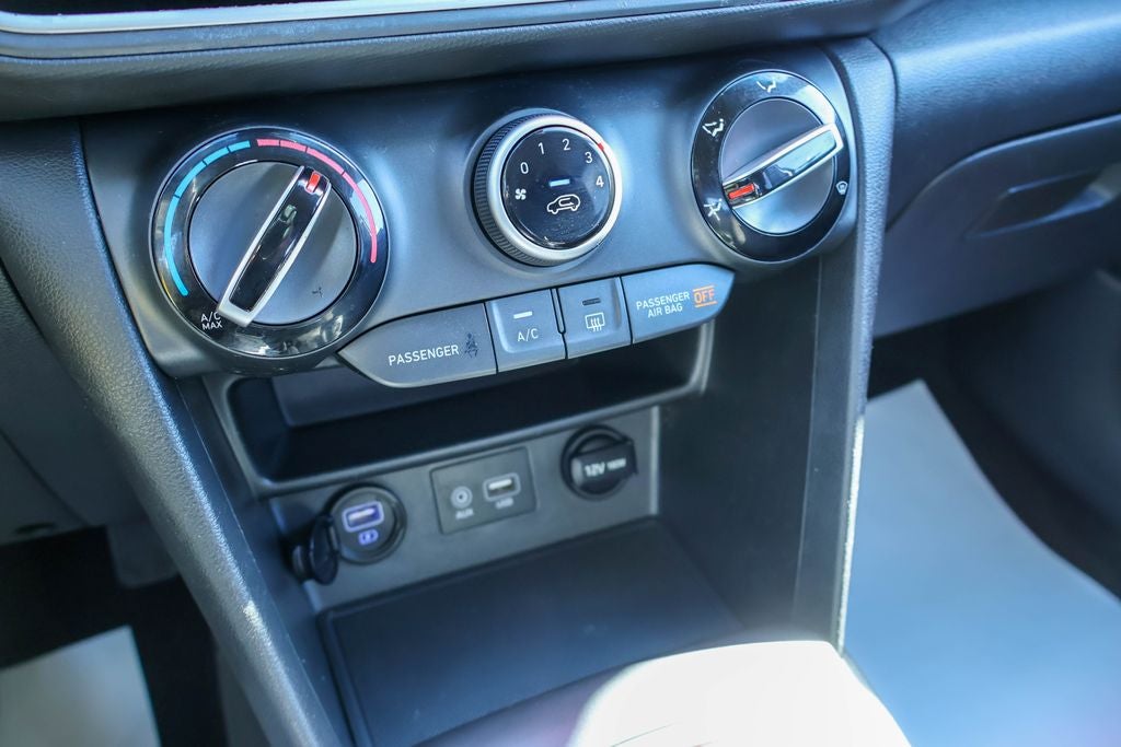 2021 Hyundai Kona SE