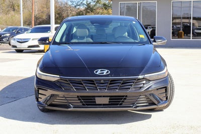 2024 Hyundai Elantra Limited