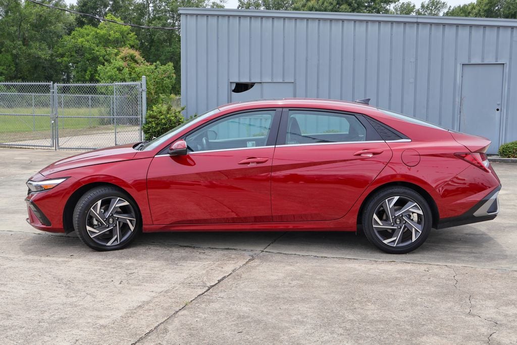 2025 Hyundai Elantra Limited