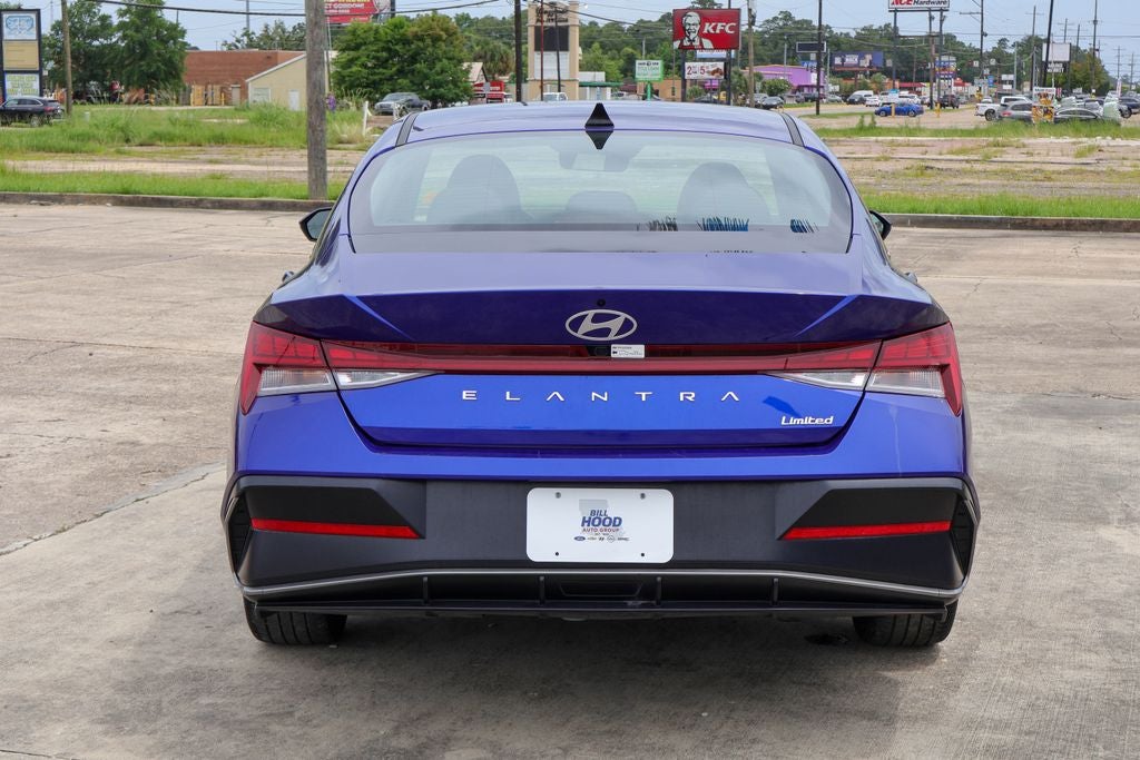 2025 Hyundai Elantra Limited