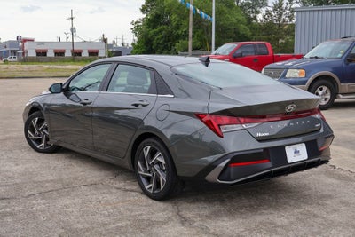 2025 Hyundai Elantra Limited