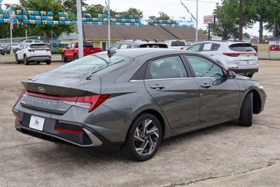 2025 Hyundai Elantra Limited