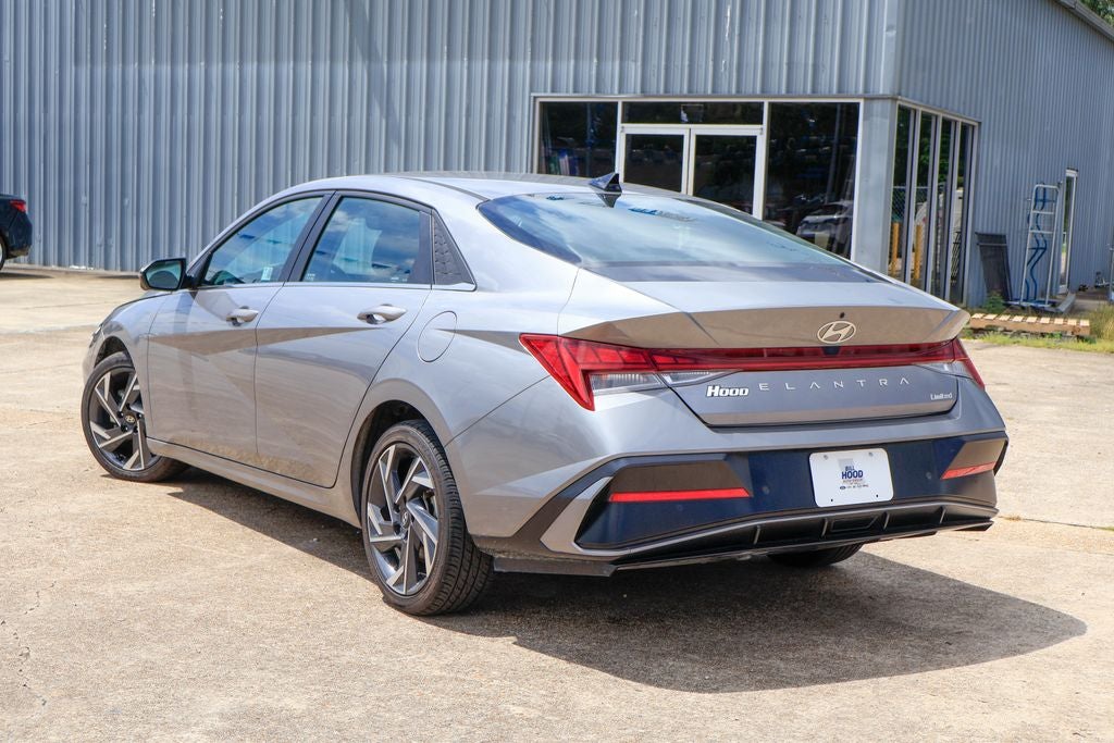 2024 Hyundai Elantra Limited
