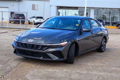 2025 Hyundai Elantra SEL Convenience