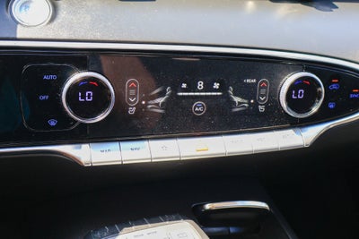 2025 Genesis GV70 2.5T