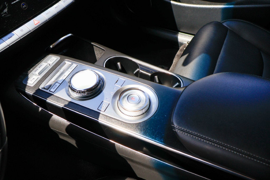 2025 Genesis GV70 2.5T