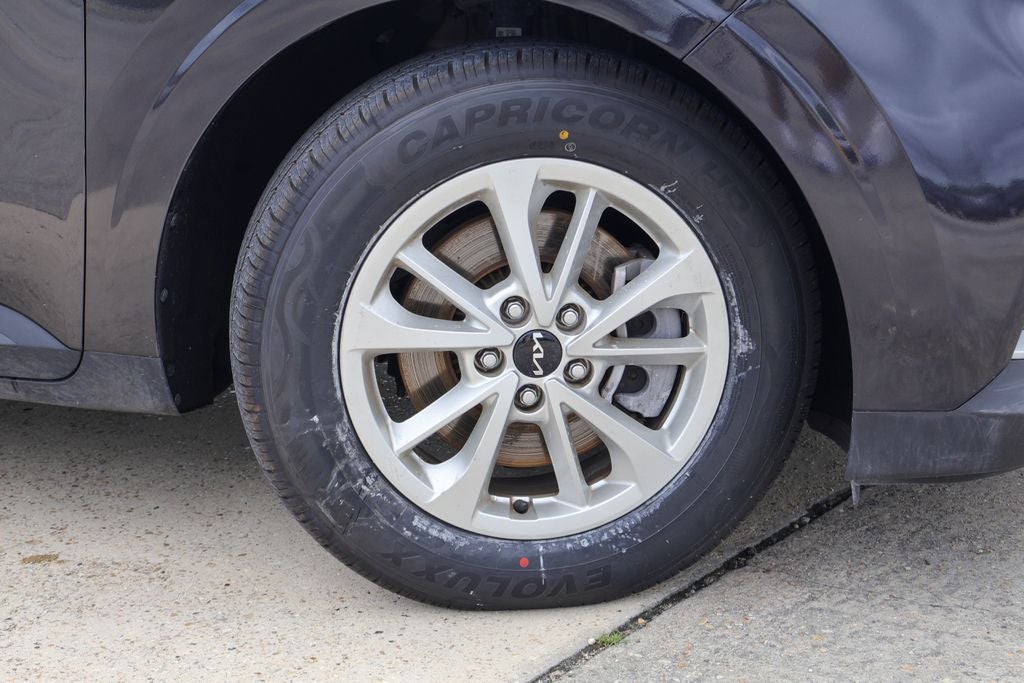 2024 Kia Carnival LX