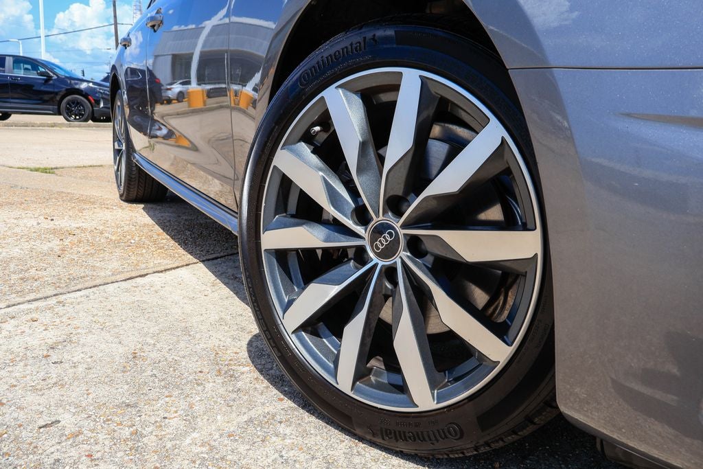 2022 Audi A4 40 Premium Plus quattro