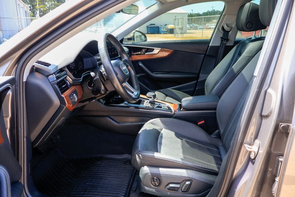 2022 Audi A4 40 Premium Plus quattro